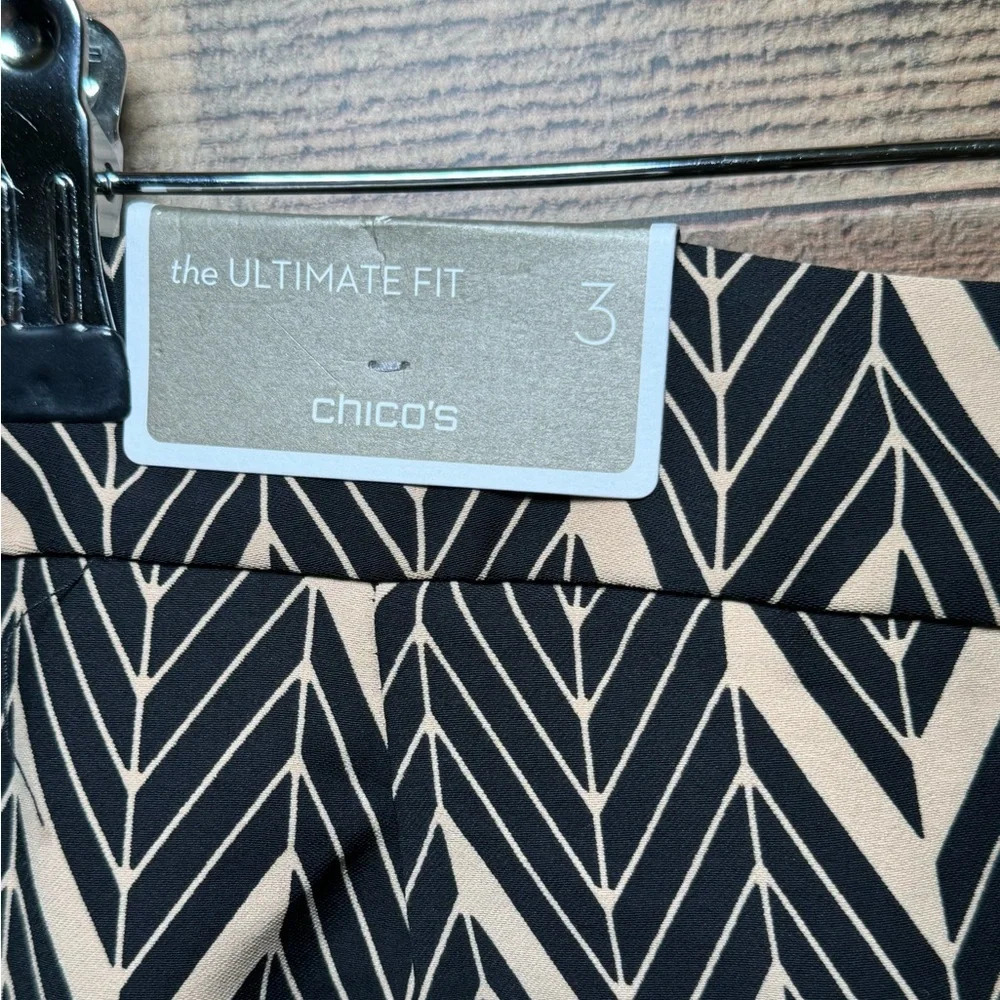 🌻 Chico's Drapey Elevated Mitre Print Wide Leg Pant Women's size 3(XL/16) Career - Picture 7 of 10